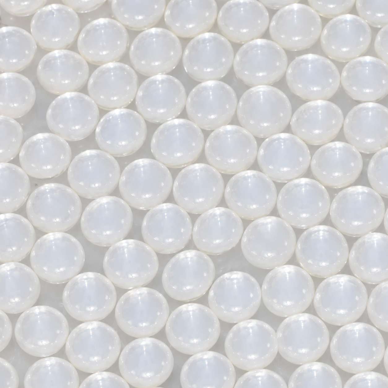 Empire DG1GC 1/2" Glacier Ice Reflective Decorative Glass Droplets (1 Sq. Ft.)