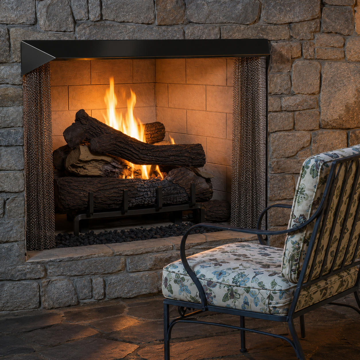 Superior VRE4542WS 42" Traditional Outdoor Vent-Free Firebox With Refractory Panels